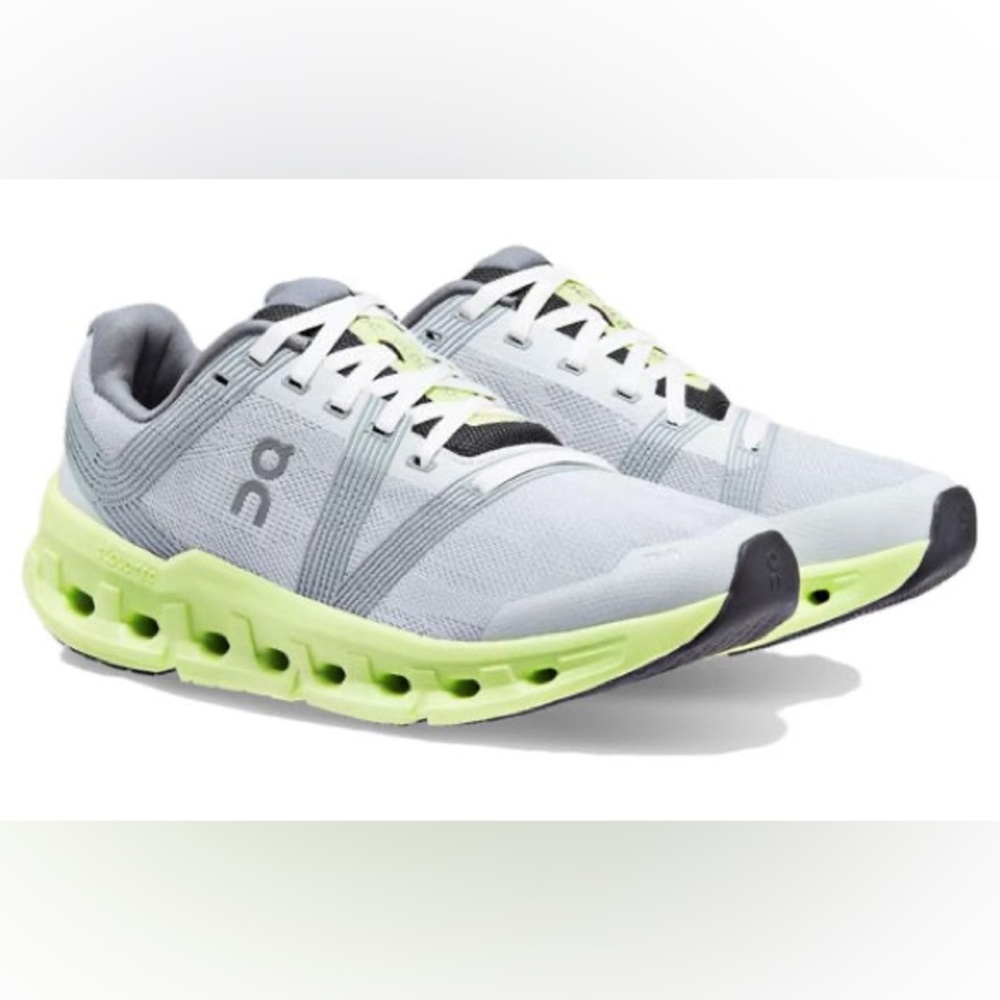 On Cloudgo in Frost/Hay Women’s Size 7.5